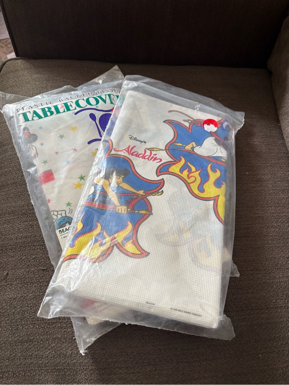 Vintage Disney - Disposable Table Covers - Multicolor